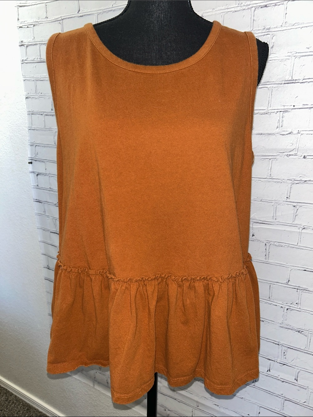 torrid Rust Orange Sleeveless Peplum Tank size 0x